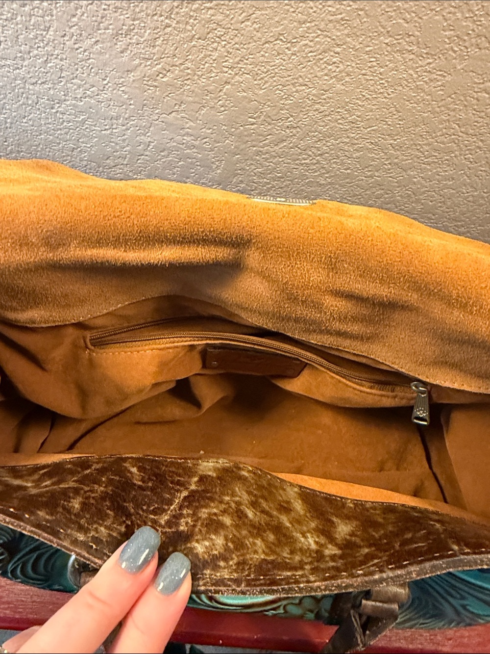 Patricia Nash Turquoise and Brown Tooled Floral Leather Satchel - Picture 4 of 10